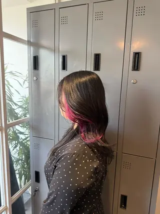 セミロング カラー かとう きりん🎀🪽のヘアスタイル