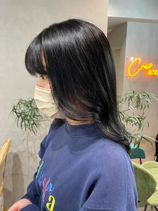 セミロング カラー ナチュラル透明感🌱 小山美樹子のヘアスタイル