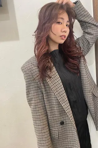 ミディアム カラー grand juteのヘアスタイル