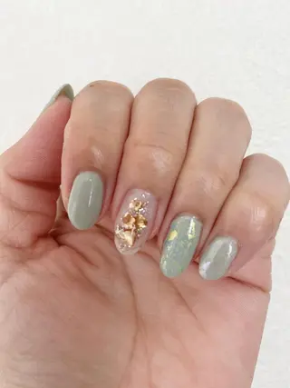 ネイル レイレア ネイルルームのネイルデザイン