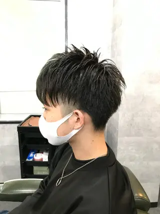 ショート 外間 智恵のヘアスタイル