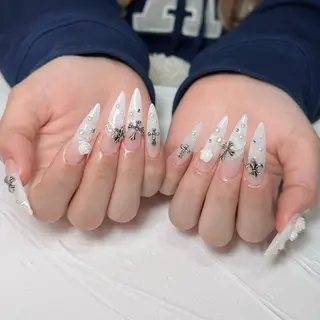 ネイル Seeil .のネイルデザイン