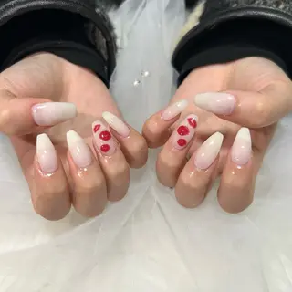 ネイル nailsalon_ riri♡のネイルデザイン