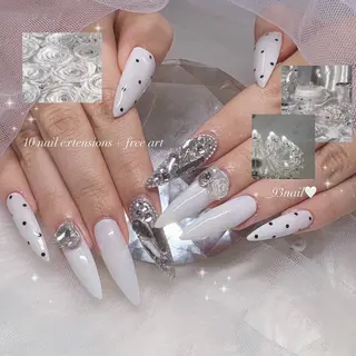 ネイル 93 nail🤍のネイルデザイン