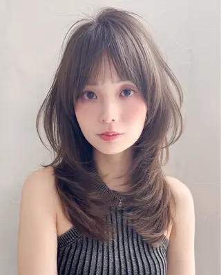 セミロング カラー 宮本 聖希のヘアスタイル