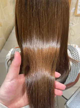 ロング ブリーチ無しカラー/ ハイトーンAKI🍎のヘアスタイル