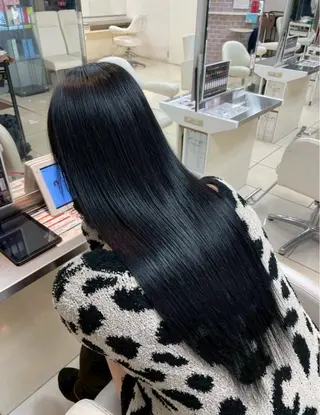 ロング メンズ 佐藤 千歳のヘアスタイル