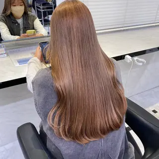 ロング 顔まわりレイヤー/諒 オリーブカラー/天神のヘアスタイル