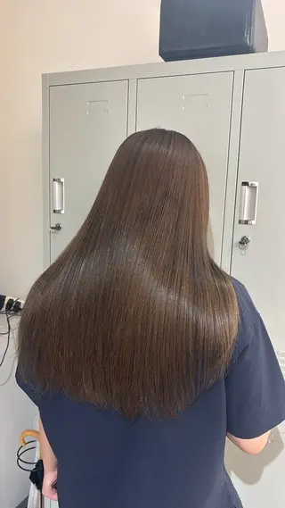 ロング 🩰韓国風艶カラー /暗髪透明感カラーのヘアスタイル