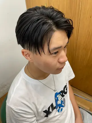 パーマ メンズ 岩下 侑里のヘアスタイル