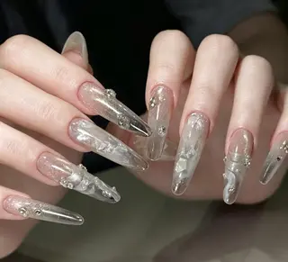 ネイル Molly _nailのネイルデザイン