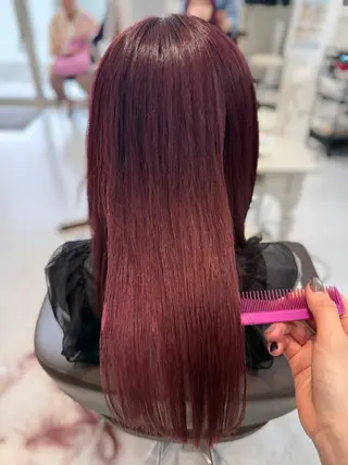 カラー 榎本 雪来のヘアスタイル