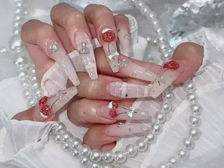 ネイル Sora  Nail 長さ出し専門店のネイルデザイン