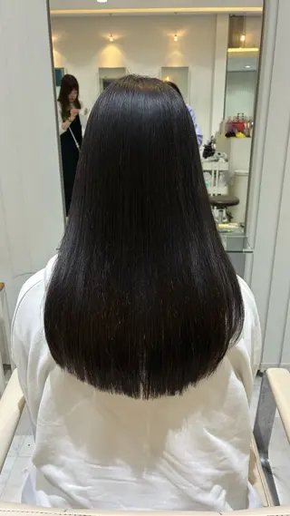ロング 三谷 玲雄のヘアスタイル