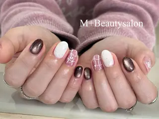 ネイル M+  Beauty Salonのネイルデザイン