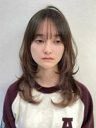 セミロング レイヤーカット TENSHOのヘアスタイル