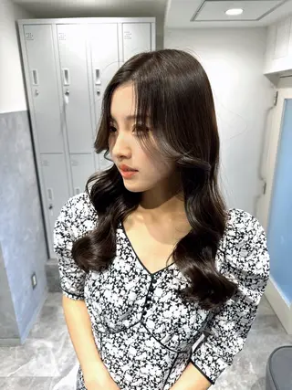 ロング 透明感カラー🇰🇷 レイヤー✨桑原　研太のヘアスタイル