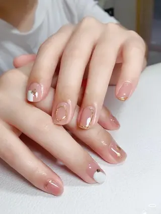 ネイル MOON nailsのネイルデザイン