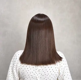 ミディアム カラー Aina ʚ透明感ɞ ブリーチ特化✨艶感のヘアスタイル