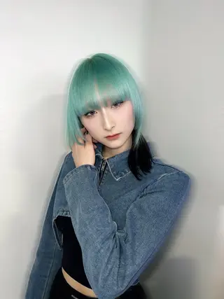 セミロング カラー Ren. 🦋デザインカラーのヘアスタイル