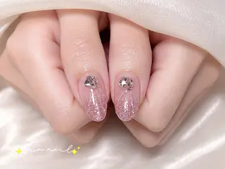 ネイル Dia nail サロンのネイルデザイン