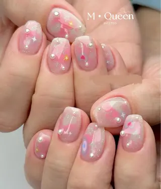 ネイル MQueen ネイルサロンマルのネイルデザイン