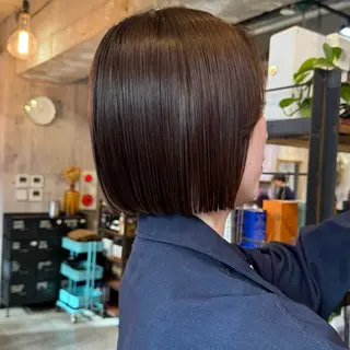 ショート カラー 比嘉 陽のヘアスタイル