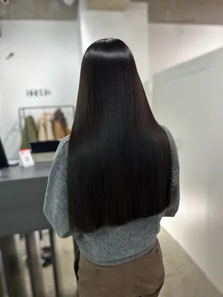 ロング 〜貴女の人生に寄り添 う〜オダ　ジュンペイのヘアスタイル