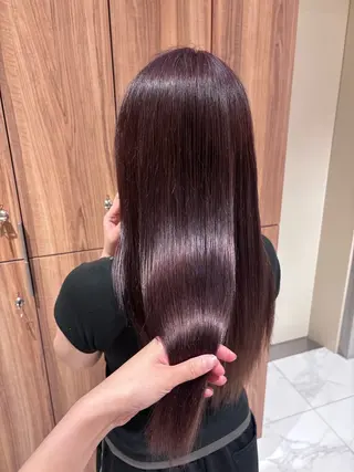 ロング Rena/ 透明感カラー🖤🫧のヘアスタイル