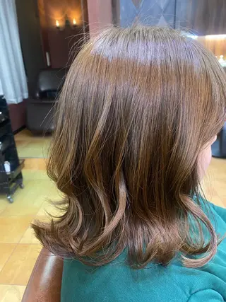 ミディアム DOLCE尾亦 花織のヘアスタイル