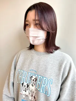 ミディアム カラー 山口 莉奈のヘアスタイル