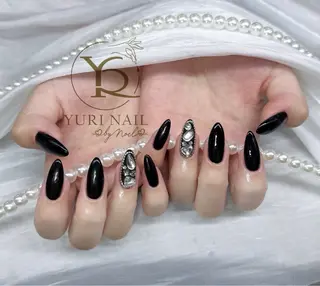 ネイル YURI Nail NARITAのネイルデザイン