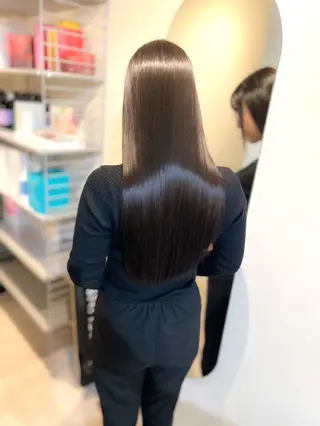 ロング パーマ 橘　愛佳/暖色系 レイヤーカットのヘアスタイル