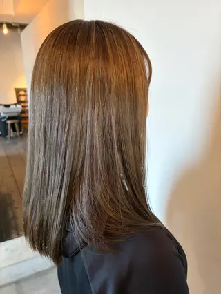 カラー room3 亀山のヘアスタイル
