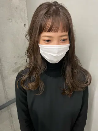 ミディアム カラー 佐伯 和佳のヘアスタイル