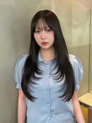 ロング カラー 韓国レイヤー 🤎🦋Harisのヘアスタイル