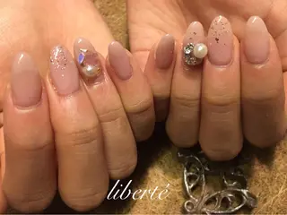 ネイル liberté (リベルテ)のネイルデザイン