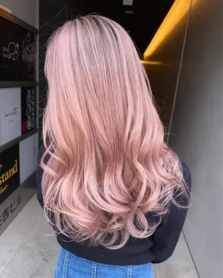 ロング カラー ブリーチ 透明感HIDEのヘアスタイル