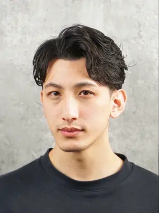 ミディアム パーマ 妹尾 海利のヘアスタイル