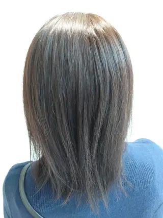 ミディアム カラー earth平塚店 間瀬亜紗里のヘアスタイル