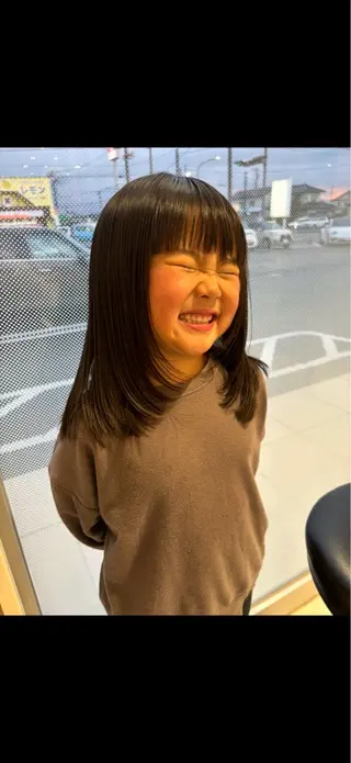 セミロング キッズ GRANDEUR ✂️Renaのヘアスタイル