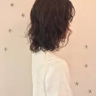 ミディアム パーマ 市川 千夏のヘアスタイル
