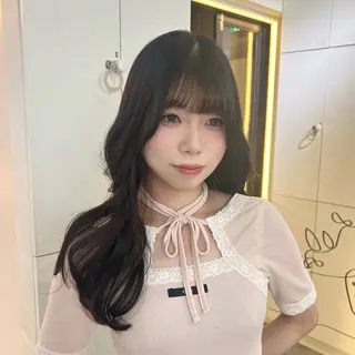 セミロング moe🎀 透明感♡似合わせのヘアスタイル