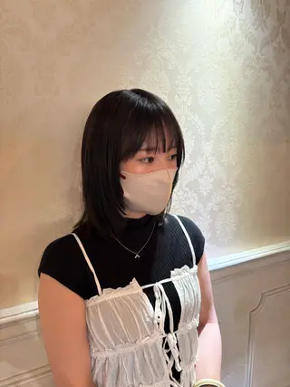 セミロング 大川 結羽のヘアスタイル