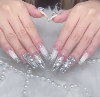 ネイル DR 💅のネイルデザイン