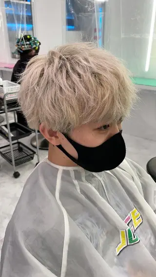 ミディアム カラー パーマ ヘアアレンジ メンズ キッズ メンズ特化美容師 aiの眉毛・アイブロウイメージ