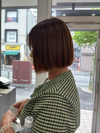 ミディアム 新村 華奈絵のヘアスタイル