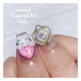 ミディアム ネイル 🐾enen style 🐾のネイルデザイン