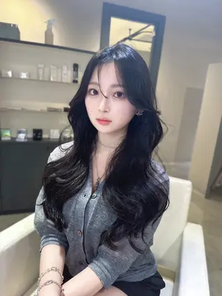 ロング カラー 柿田人和／韓国 ／ワンホンヘアのヘアスタイル