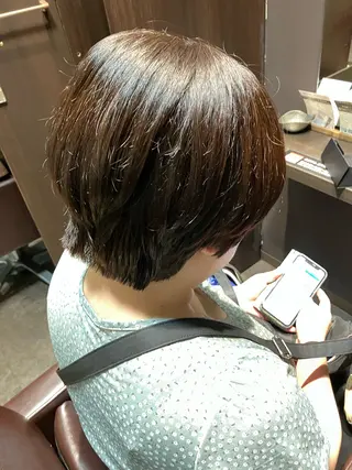 ショート カラー 小池 穂果/ 府中のヘアスタイル